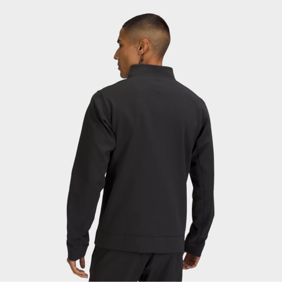 Lululemon Custom Made Uber Patch & Logo Black Sojourn Jacket - Picture 14 of 14